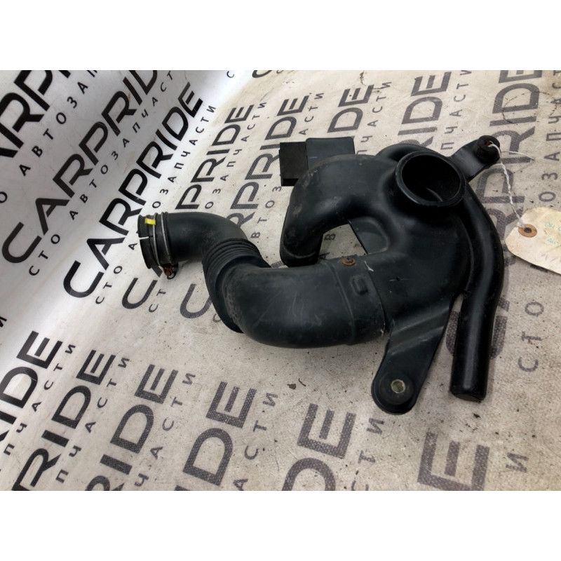 Патрубок воздушного фильтра (впускная система) Toyota Prius NHW20 1.5 1775121120