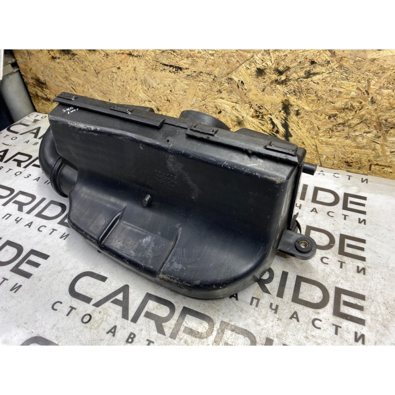 Корпус воздушного фильтра (впускная система) Subaru Legacy BM 2000 16520AA032