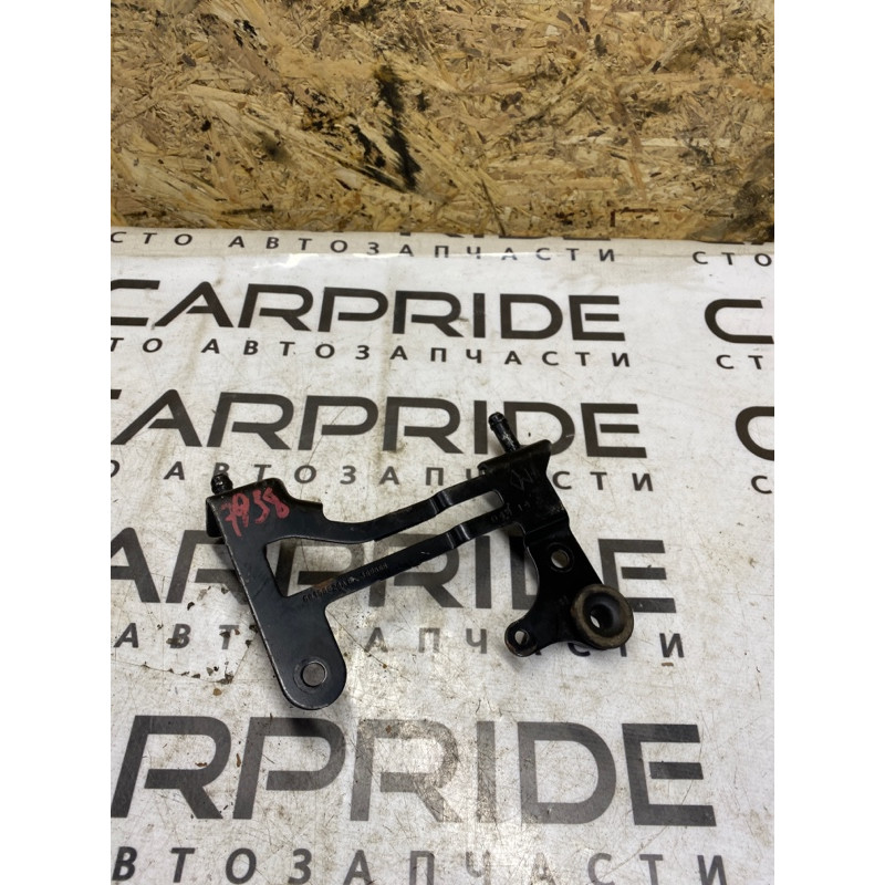 Кронштейн корпуса воздушного фильтра (кронштейны двигателя) Jeep Cherokee Trailhawk 2014 2.4 68158624ab