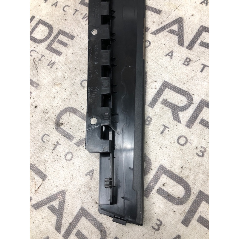 Накладка двери боковая (кузов и элементы) Jeep Renegade BU 2020 2.4 68247300AA