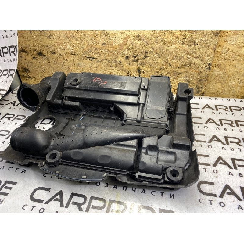 Корпус воздушного фильтра (впускная система) Volkswagen Golf 1K 2.5 07K129607E