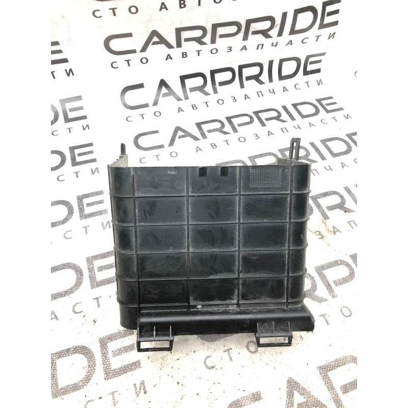 Крышка аккумулятора (кузов и элементы) Volkswagen Passat B7 1k0915336b