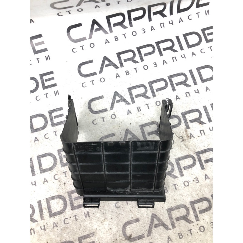 Крышка аккумулятора (кузов и элементы) Volkswagen Passat B7 1k0915336b