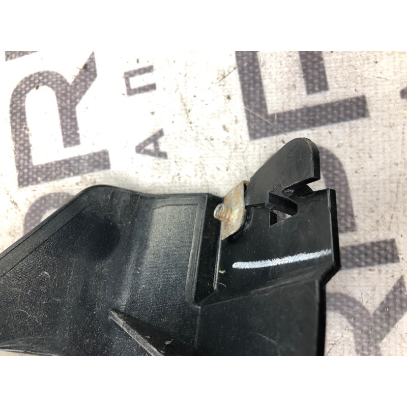 Крепление бампера (кузов и элементы) Jeep Cherokee Trailhawk 2014 2.4 68138417ac