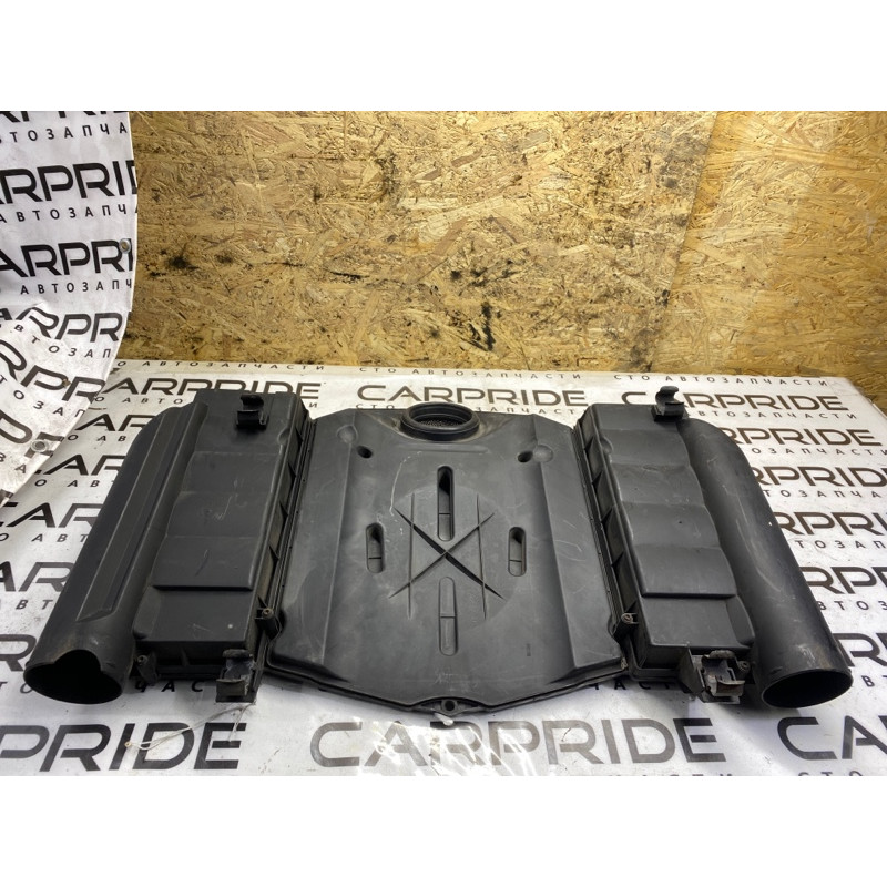 Корпус воздушного фильтра (впускная система) Mercedes-Benz S-class W220 A1120900601