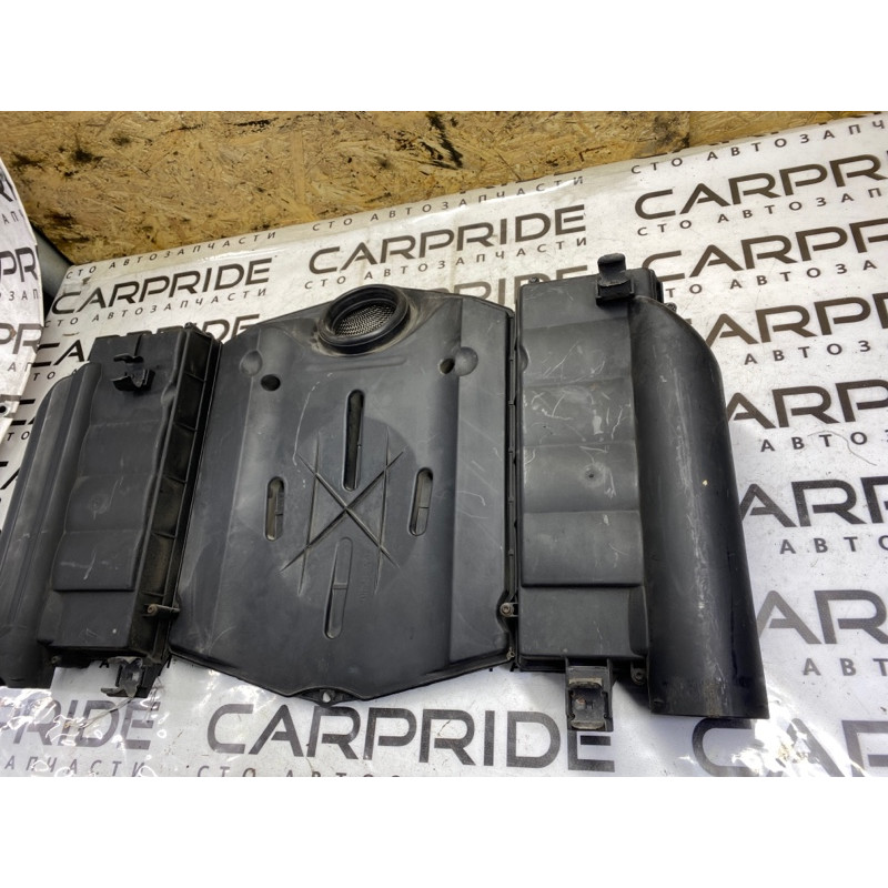 Корпус воздушного фильтра (впускная система) Mercedes-Benz S-class W220 A1120900601