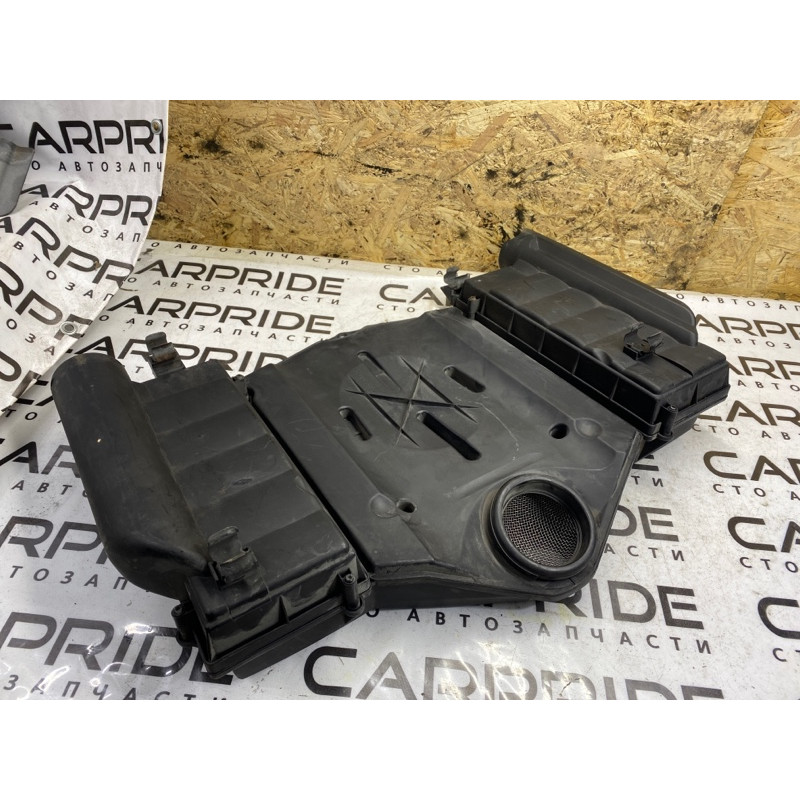 Корпус воздушного фильтра (впускная система) Mercedes-Benz S-class W220 A1120900601