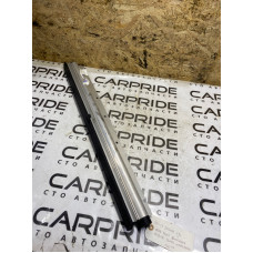 Солнцезащитная шторка