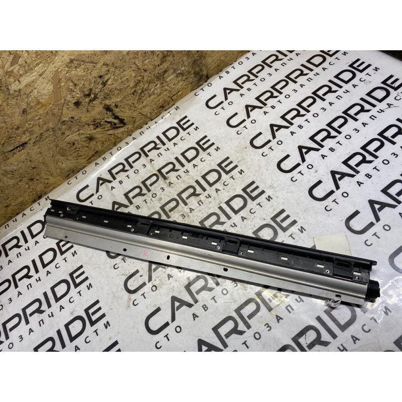 Солнцезащитная шторка (салон) Jaguar XJ X351 9918008113