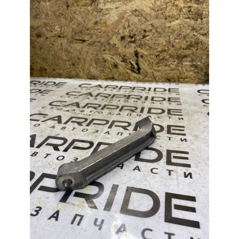 Кронштейн КПП (трансмиссия) GMC Terrain 1 2.4 12620194