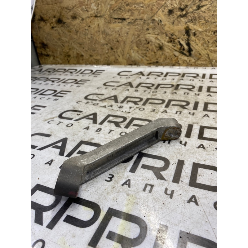 Кронштейн КПП (трансмиссия) GMC Terrain 1 2.4 12620194