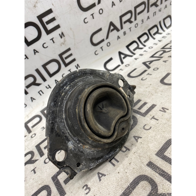 Подушка двигателя (двигатель и элементы) Dodge Challenger LD 68277081aa