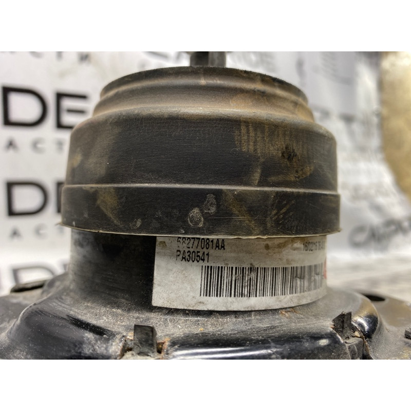 Подушка двигателя (двигатель и элементы) Dodge Challenger LD 68277081aa