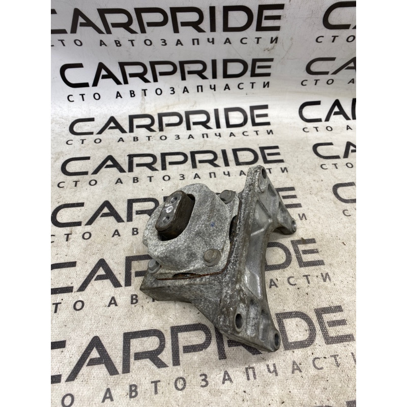 Подушка КПП (трансмиссия) Dodge Challenger LD 05147200ad