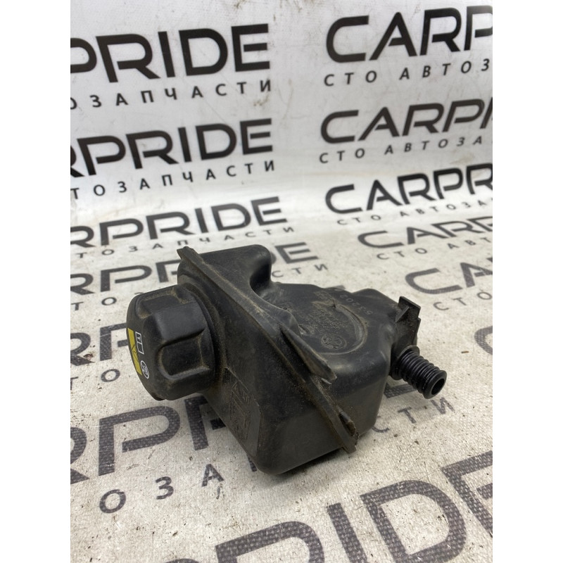 Бачок расширительный (система охлаждения) Bmw 5-series F10 17137647281