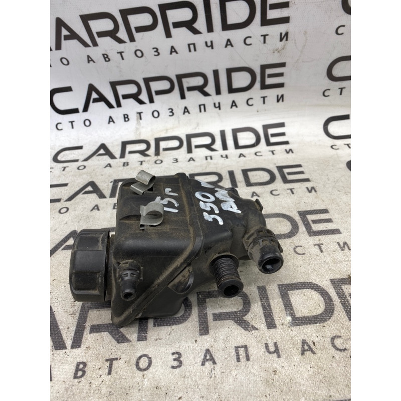 Бачок расширительный (система охлаждения) Bmw 5-series F10 17137647281