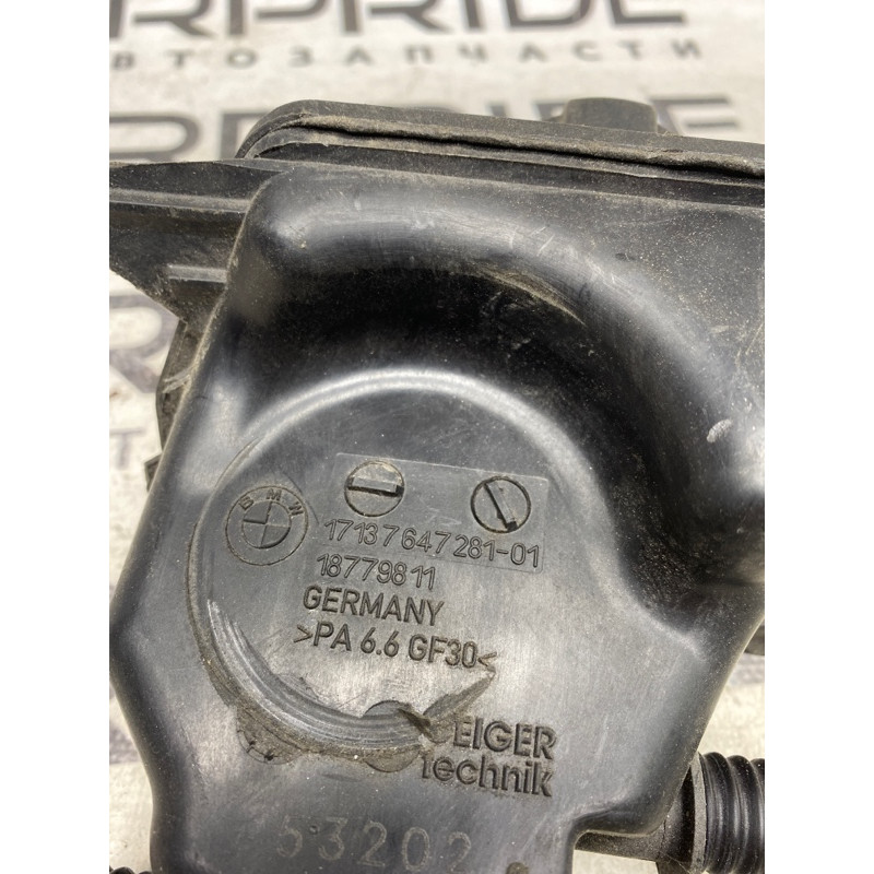 Бачок расширительный (система охлаждения) Bmw 5-series F10 17137647281