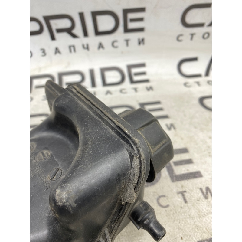 Бачок расширительный (система охлаждения) Bmw 5-series F10 17137647281