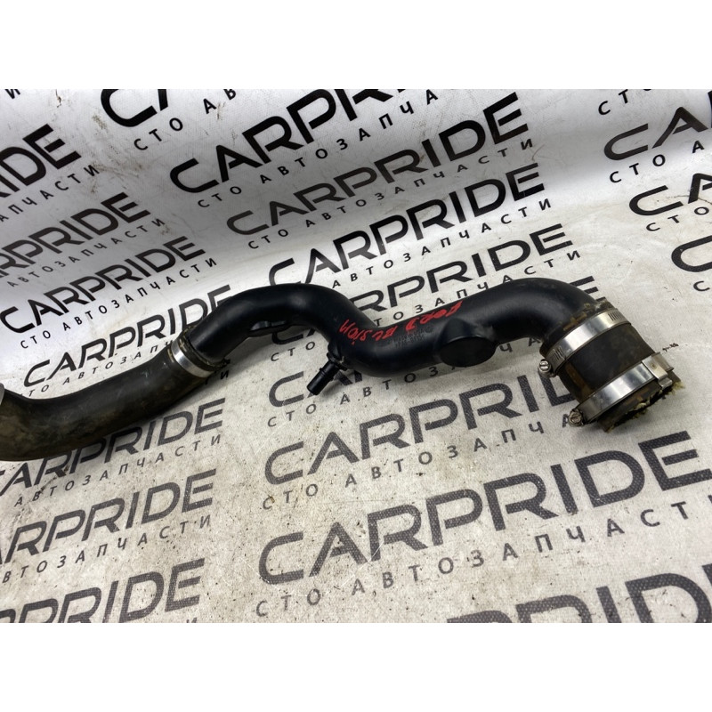 Патрубок интеркулера (двигатель и элементы) Ford Fusion MK5 ds736k683ae