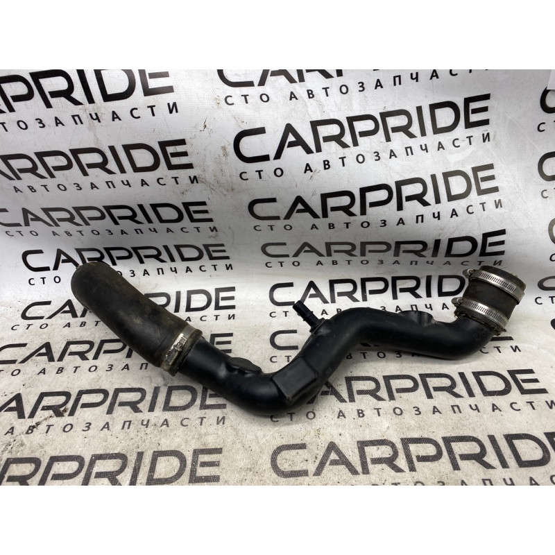 Патрубок интеркулера (двигатель и элементы) Ford Fusion MK5 ds736k683ae