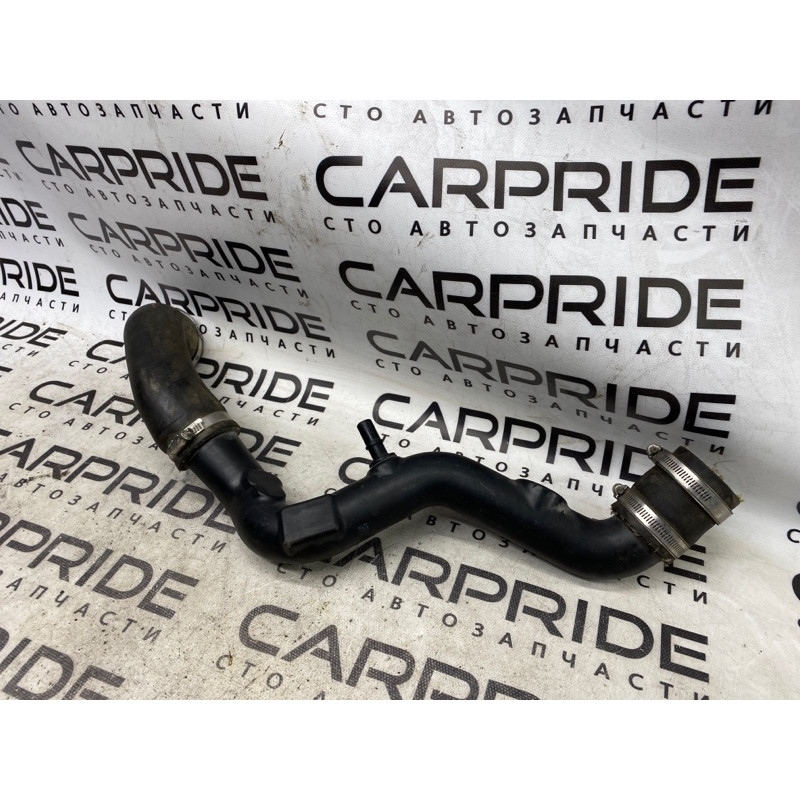 Патрубок интеркулера (двигатель и элементы) Ford Fusion MK5 ds736k683ae