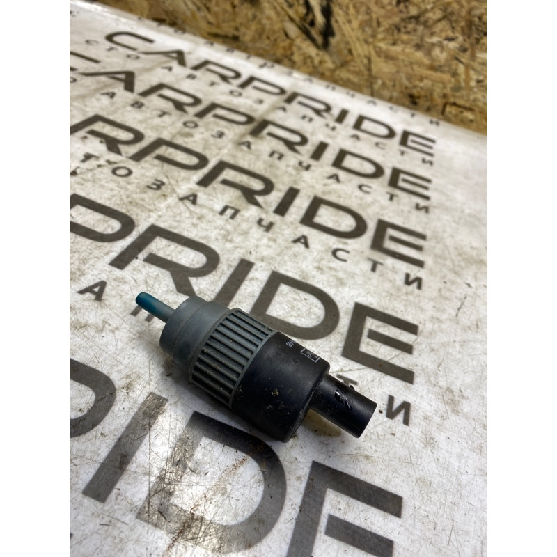 Мотор омывателя (электрика) Ford Fusion MK5 6m2113k082ab