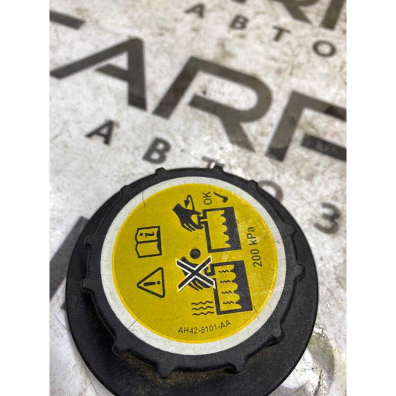 Крышка расширительного бачка (система охлаждения) Jaguar XF X260 ah428101aa