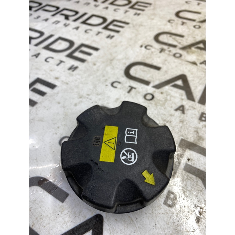 Крышка расширительного бачка (система охлаждения) Bmw 3-series E90 17117639020