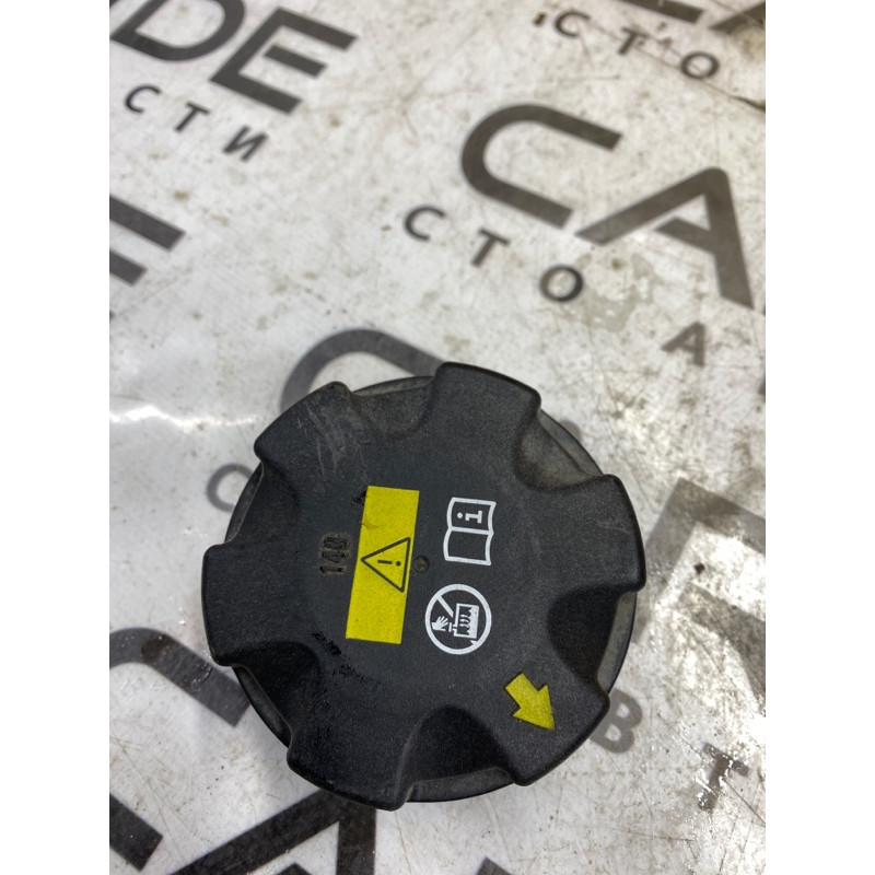 Крышка расширительного бачка (система охлаждения) Bmw 3-series E90 17117639020