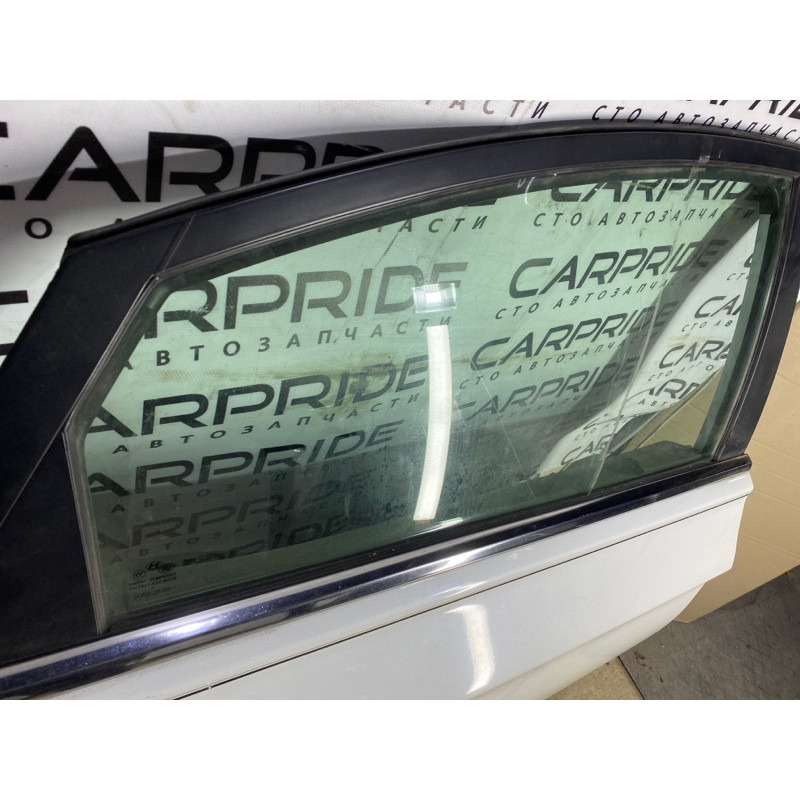 Стекло (кузов и элементы) Hyundai Sonata YF 834203S010