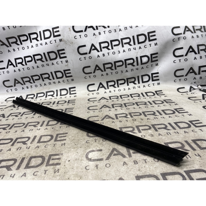 Молдинг стекла внутренний (наружные элементы кузова) Jeep Compass MP 2018 2.4 68242113AA