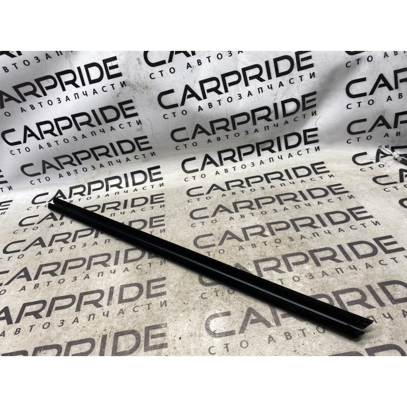 Молдинг стекла внутренний (наружные элементы кузова) Jeep Compass MP 2018 2.4 68242113AA