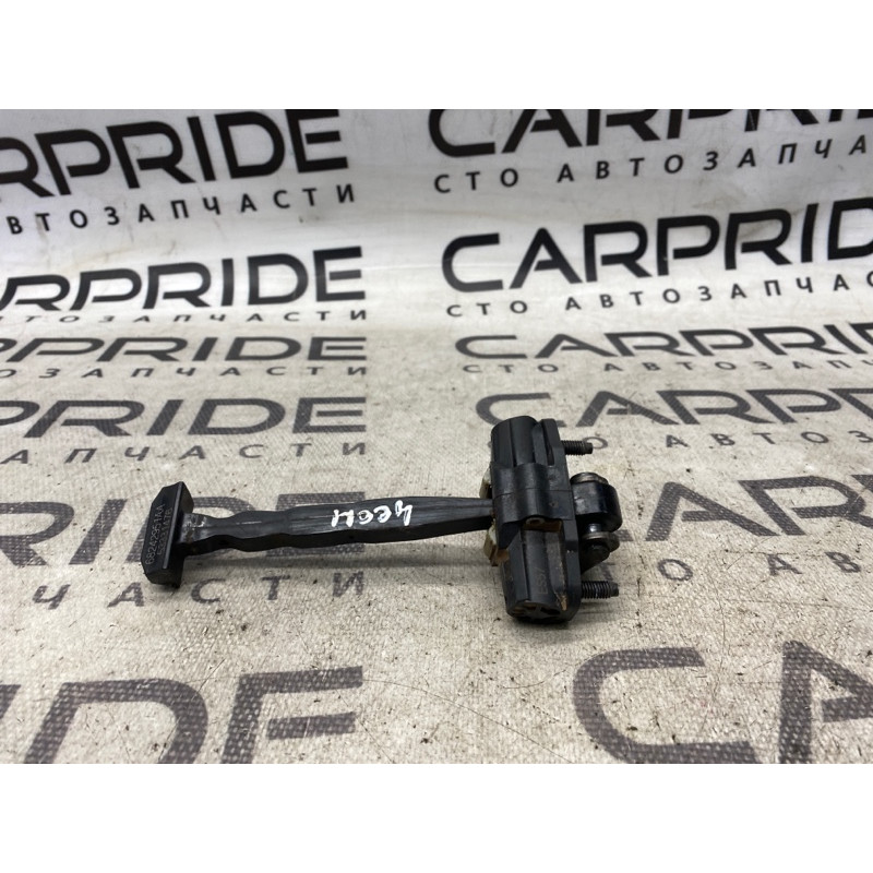 Ограничитель двери (кузов и элементы) Jeep Compass MP 2018 2.4 68242951aa