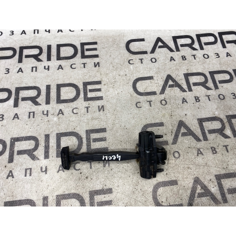 Ограничитель двери (кузов и элементы) Jeep Compass MP 2018 2.4 68242951aa