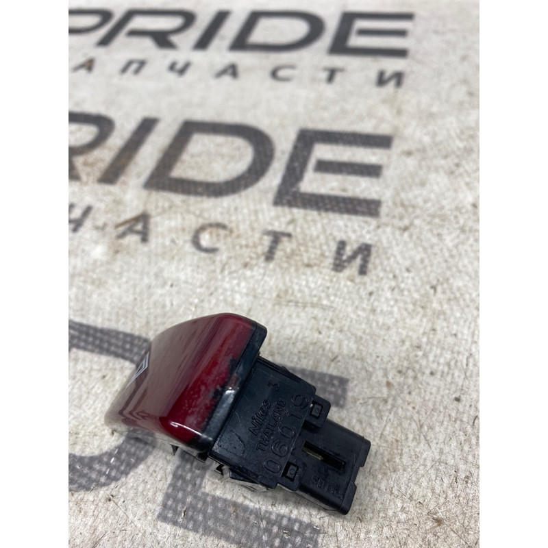 Кнопка аварийной сигнализации (электрика / кнопки) Subaru Forester SJ 2016 2.5 83037FJ000