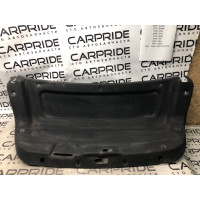 Обшивка кришки багажника