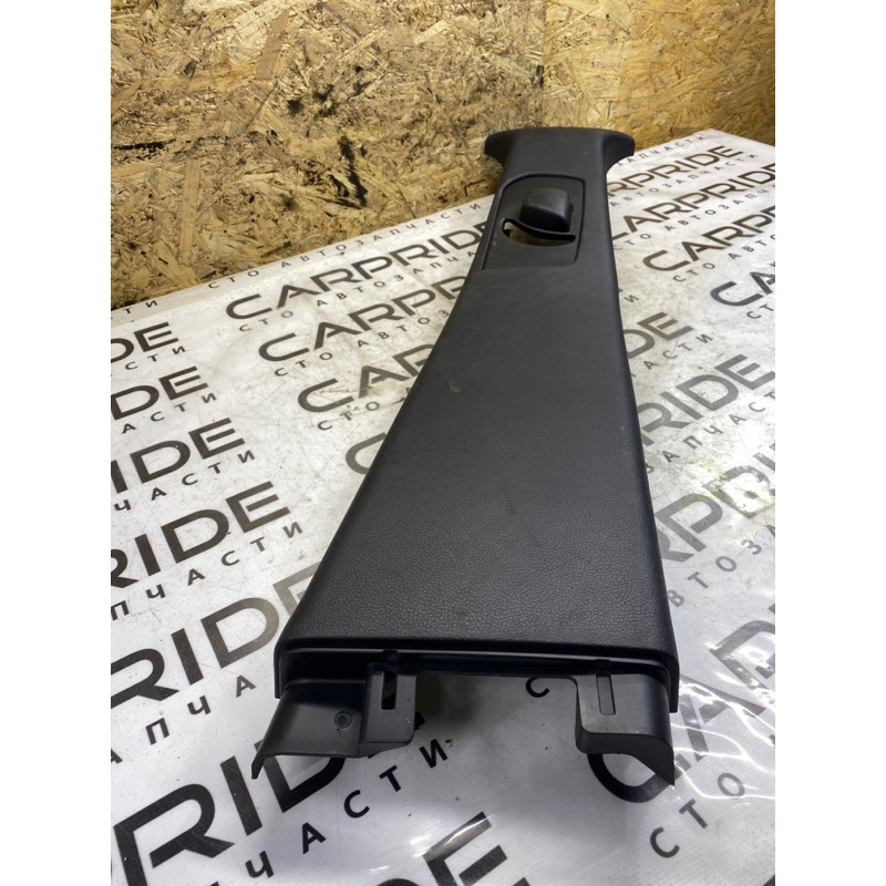 Обшивка стойки центральная (салон) Dodge Durango WD 2015 5.7 HEMi 01540100blr