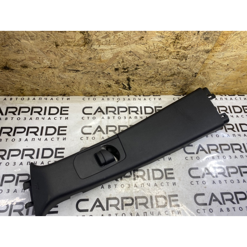 Обшивка стойки центральная (салон) Dodge Durango WD 2015 5.7 HEMi 01540110blr