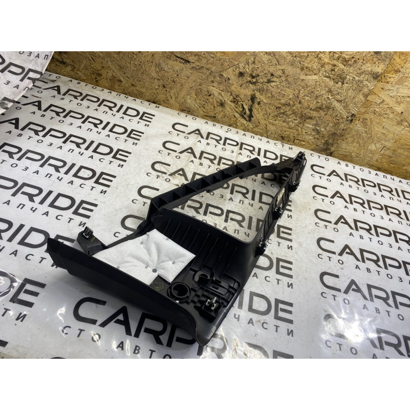 Обшивка Стойки (салон) FORD Mustang MK6 2017 2.3 fr3b6351986agw