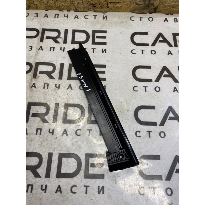 Накладка двери боковая (кузов и элементы) FORD Mustang MK6 2017 2.3 fr3b6302564