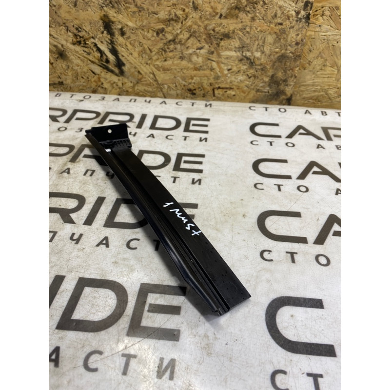 Накладка двери боковая (кузов и элементы) FORD Mustang MK6 2017 2.3 fr3b6302564