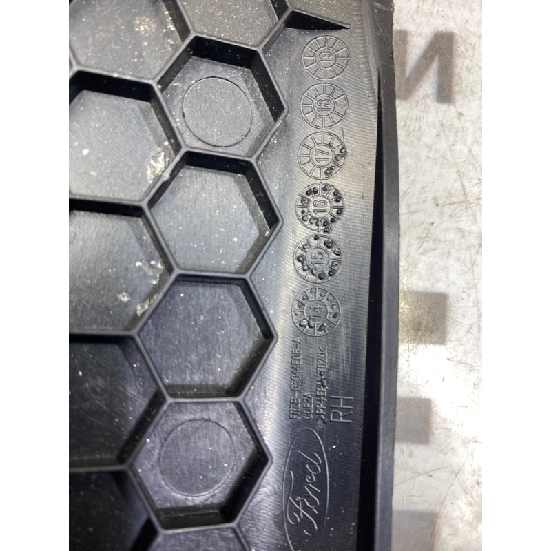 Накладка торпеды боковая (салон) FORD Mustang MK6 2017 2.3 fr3b63044e06a