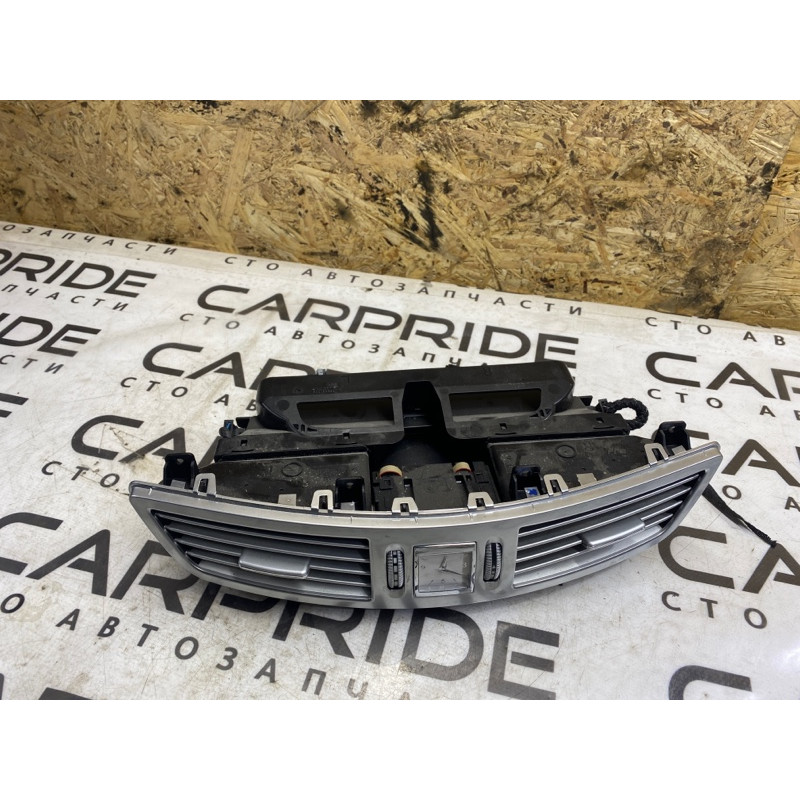 Центральный дефлектор салона (салон) Mercedes-Benz S-class W221 a2218300954s