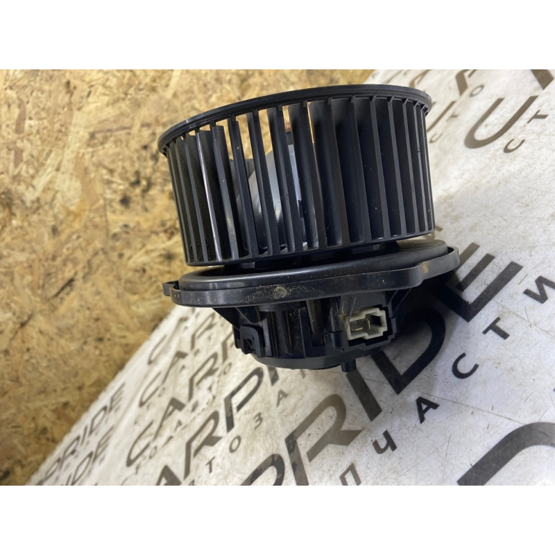 Мотор печки (отопление и кондиционирование) Dodge Durango WD 2015 5.7 HEMi 68089094AA