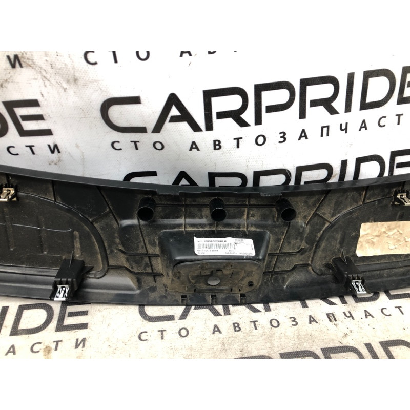 Накладка замка крышки багажника (салон) Dodge Durango WD 2015 5.7 HEMi 1GW67DX9AC