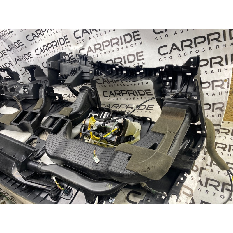 Торпедо (салон) Toyota Sienna XL30 5530108032C0