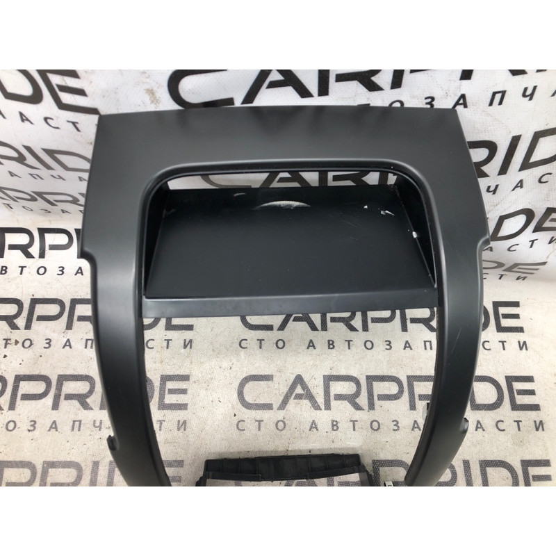 Рамка магнитофона (салон) KIA Sorento UM 2013 2.4 847401U000CA