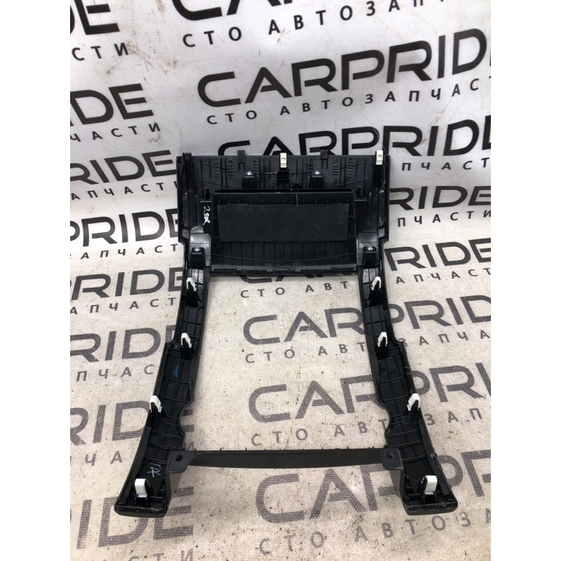 Рамка магнитофона (салон) KIA Sorento UM 2013 2.4 847401U000CA