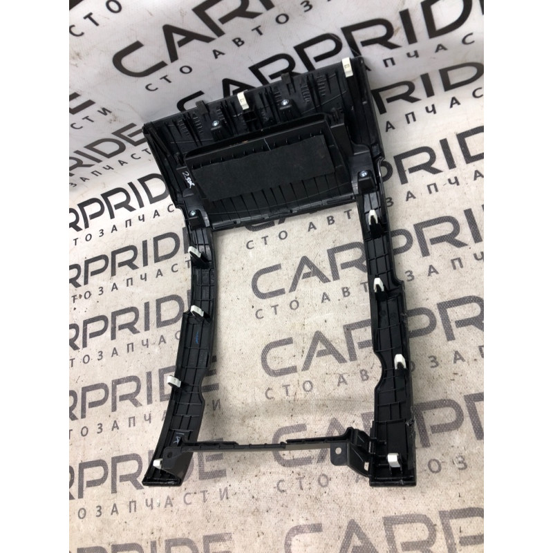 Рамка магнитофона (салон) KIA Sorento UM 2013 2.4 847401U000CA
