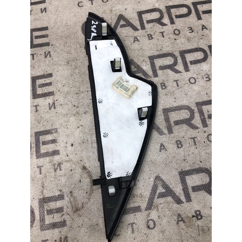 Накладка торпеды боковая (салон) KIA Sorento UM 2013 2.4 847671u000va